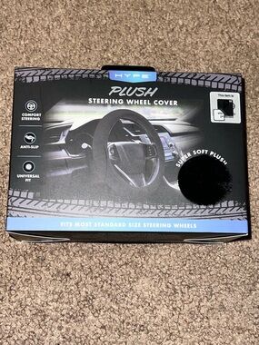 Hype Plush Steering Wheel Cover - Black